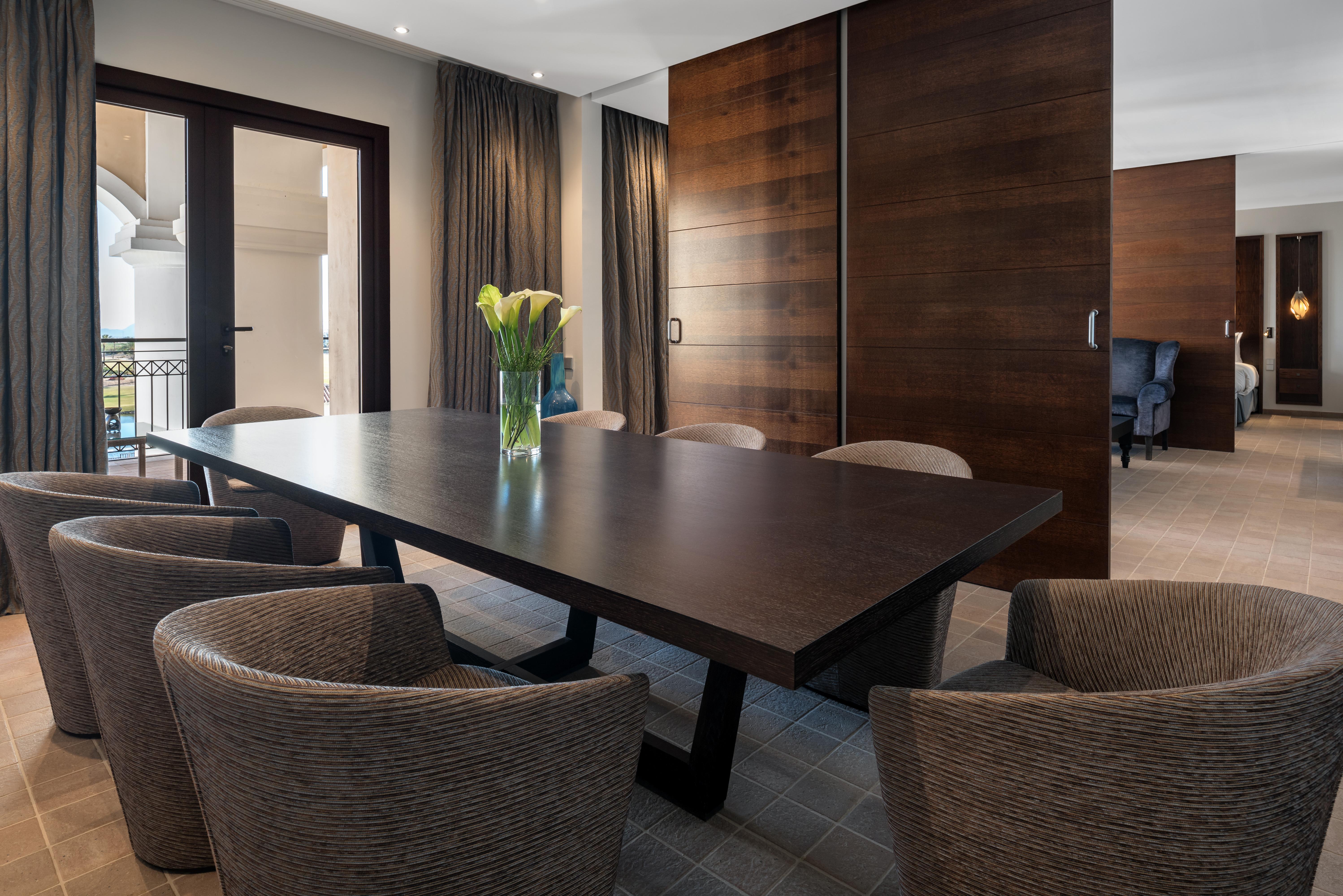Doubletree By Hilton La Torre Golf Resort Roldán Kültér fotó Interior of a suite at the Mandarin Oriental, Munich