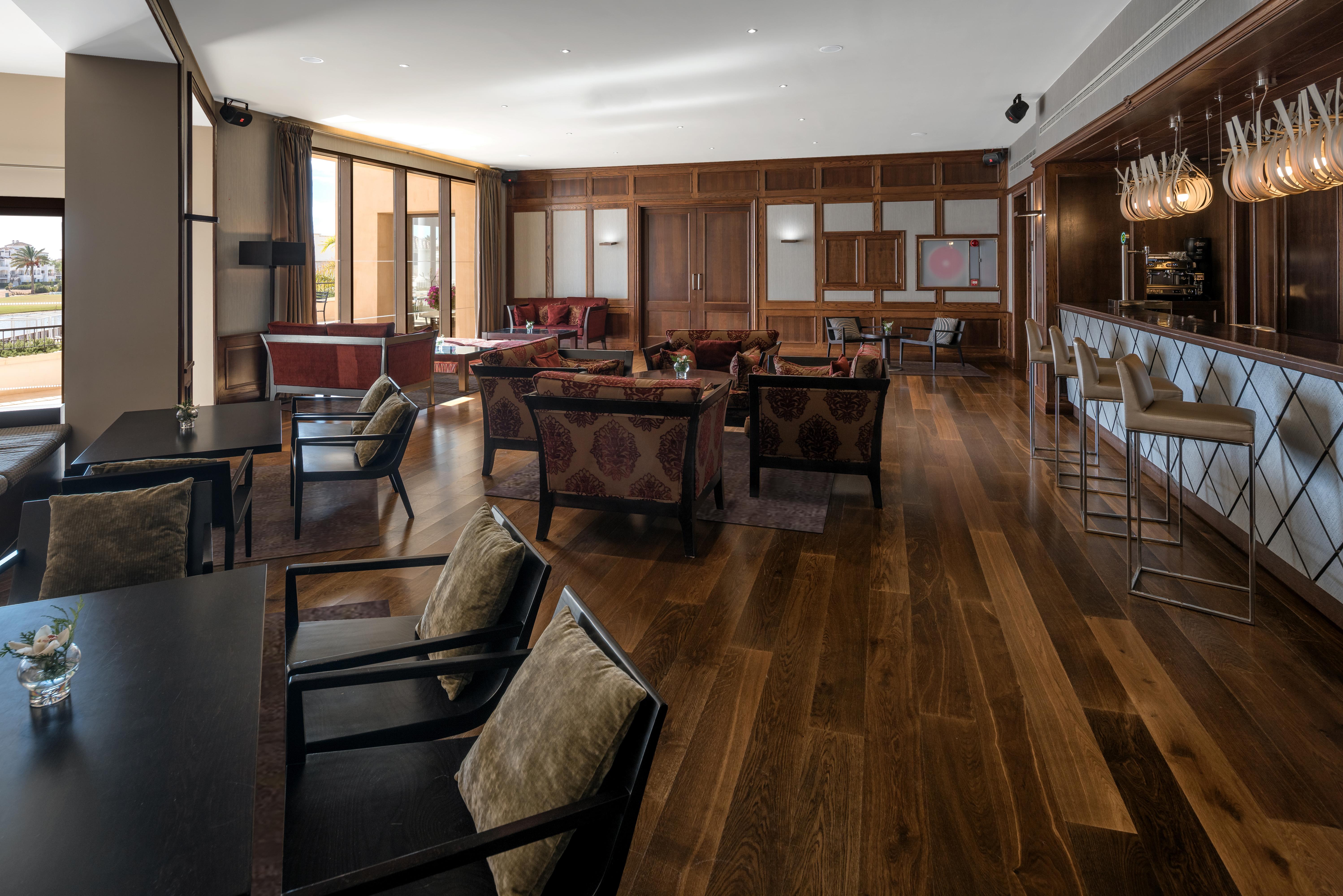 Doubletree By Hilton La Torre Golf Resort Roldán Kültér fotó The Club at The Standard East Village